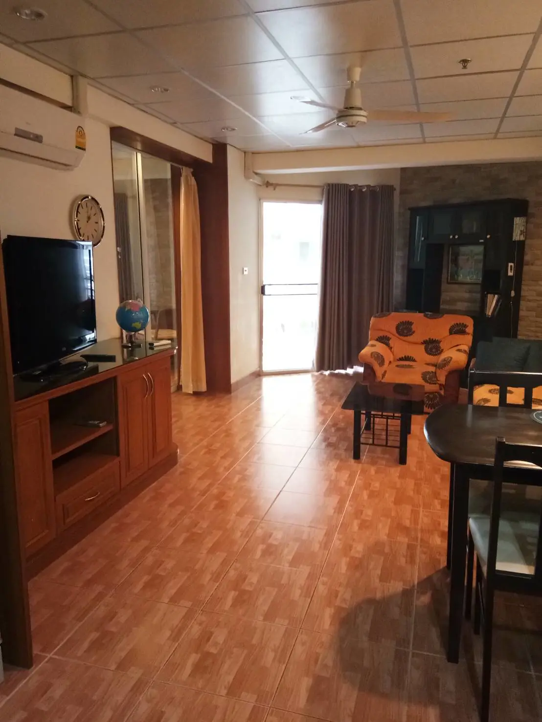 Квартира_Jomtien Beach Condo (Rimhaad)