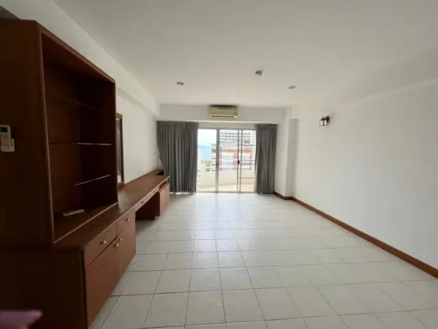 Квартира_The Peak Towers_12