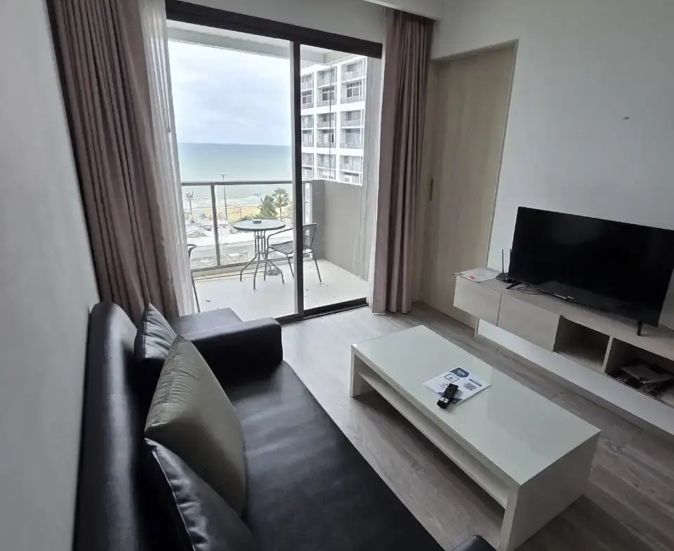 Квартира_Aeras Condo_6