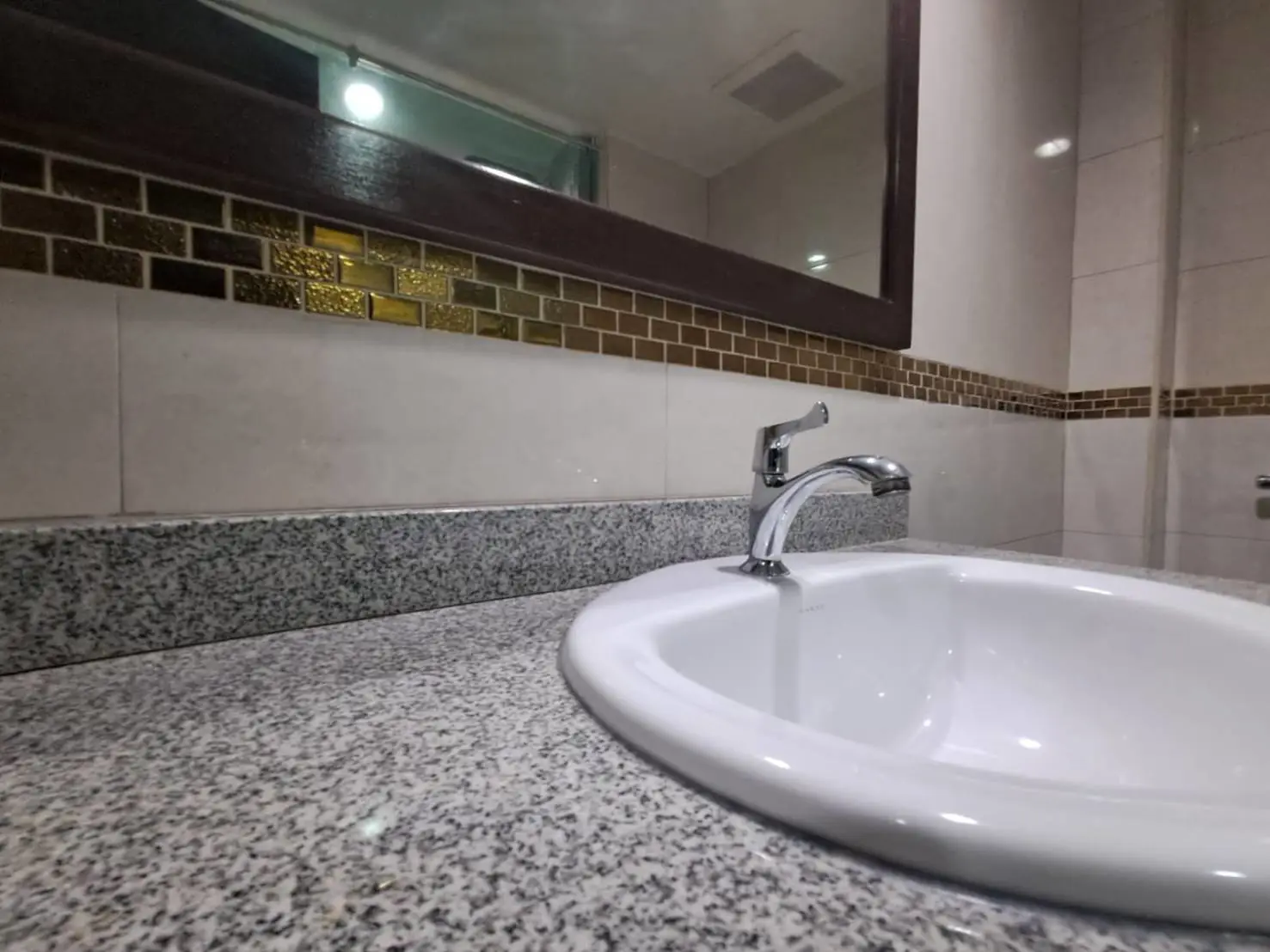 Квартира_Sombat Pattaya Condotel_13