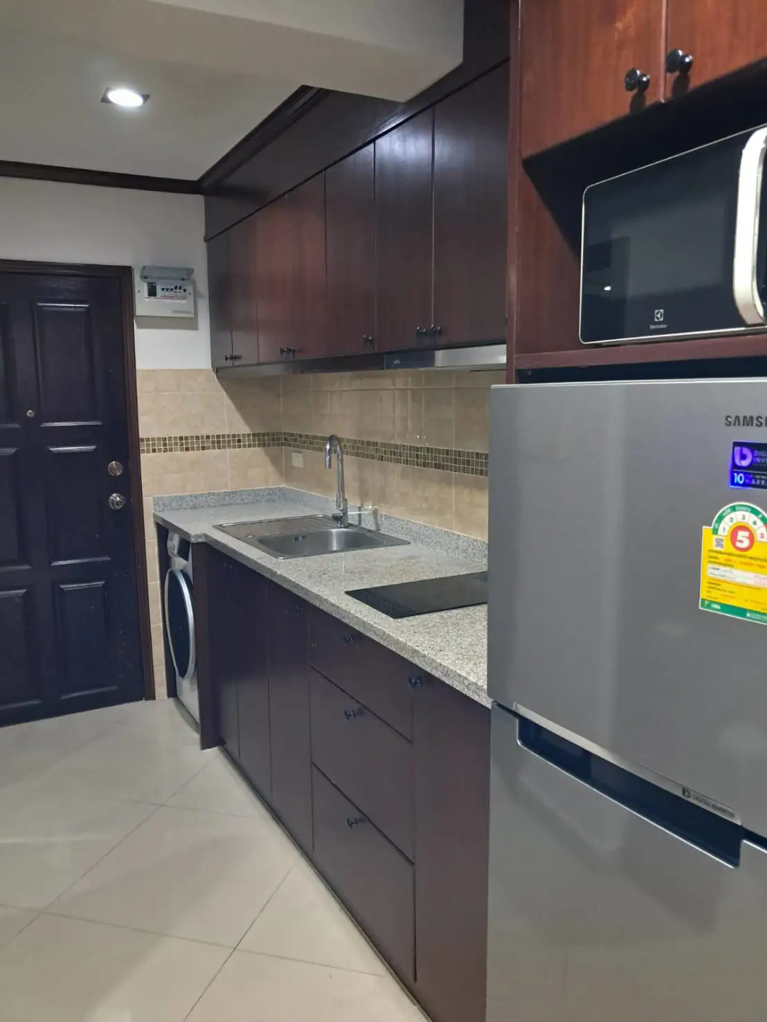 Квартира_Sombat Pattaya Condotel_8