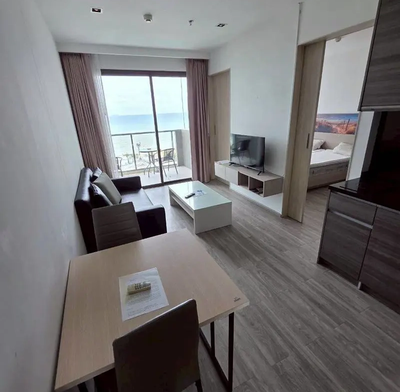 Квартира_Aeras Condo