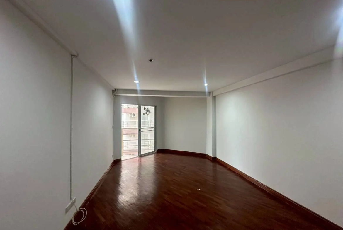 Квартира_Jomtien Beach Condo (Rimhaad)_3