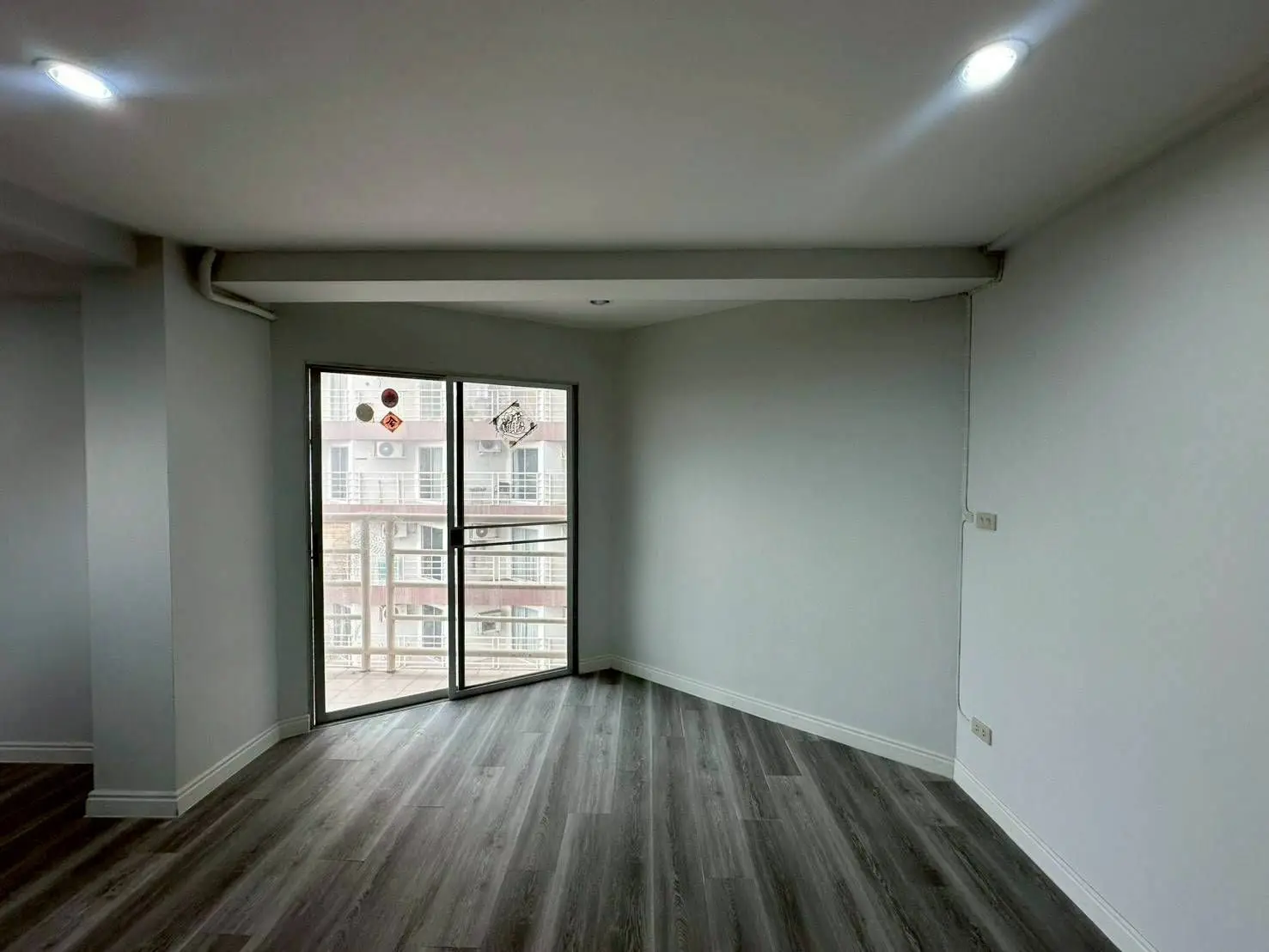 Квартира_Jomtien Beach Condo (Rimhaad)_7