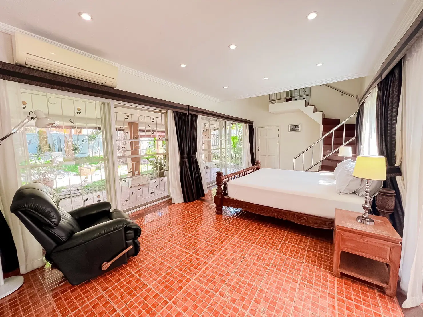 Вилла_Jomtien Palace_7