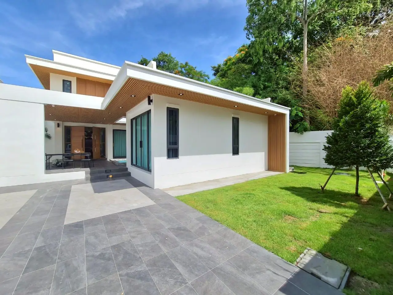 Вилла_Джомтьен_2