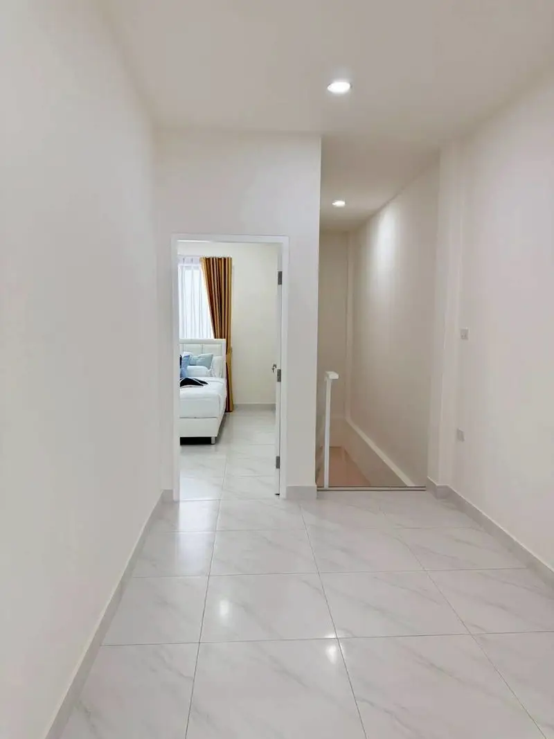 Вилла_Rattanakorn Village_14