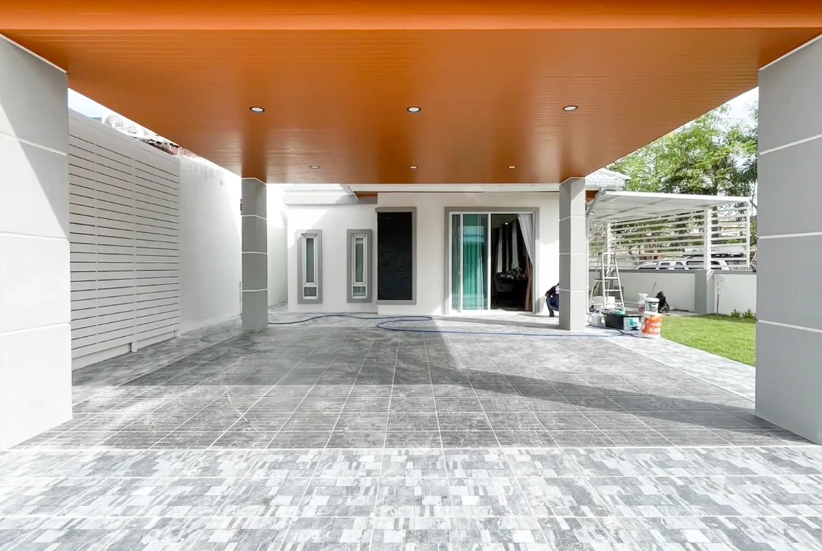 Вилла_Rattanakorn Village