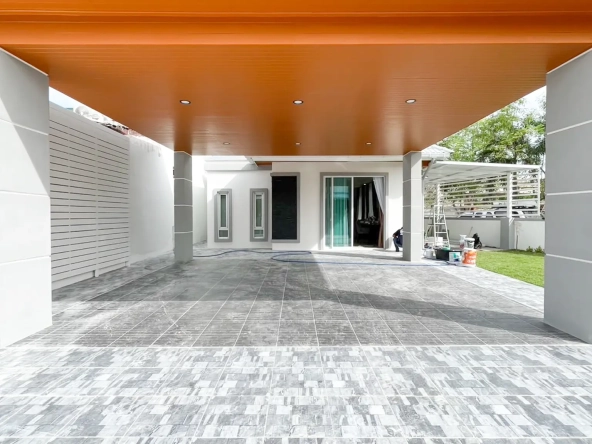 Вилла_Rattanakorn Village