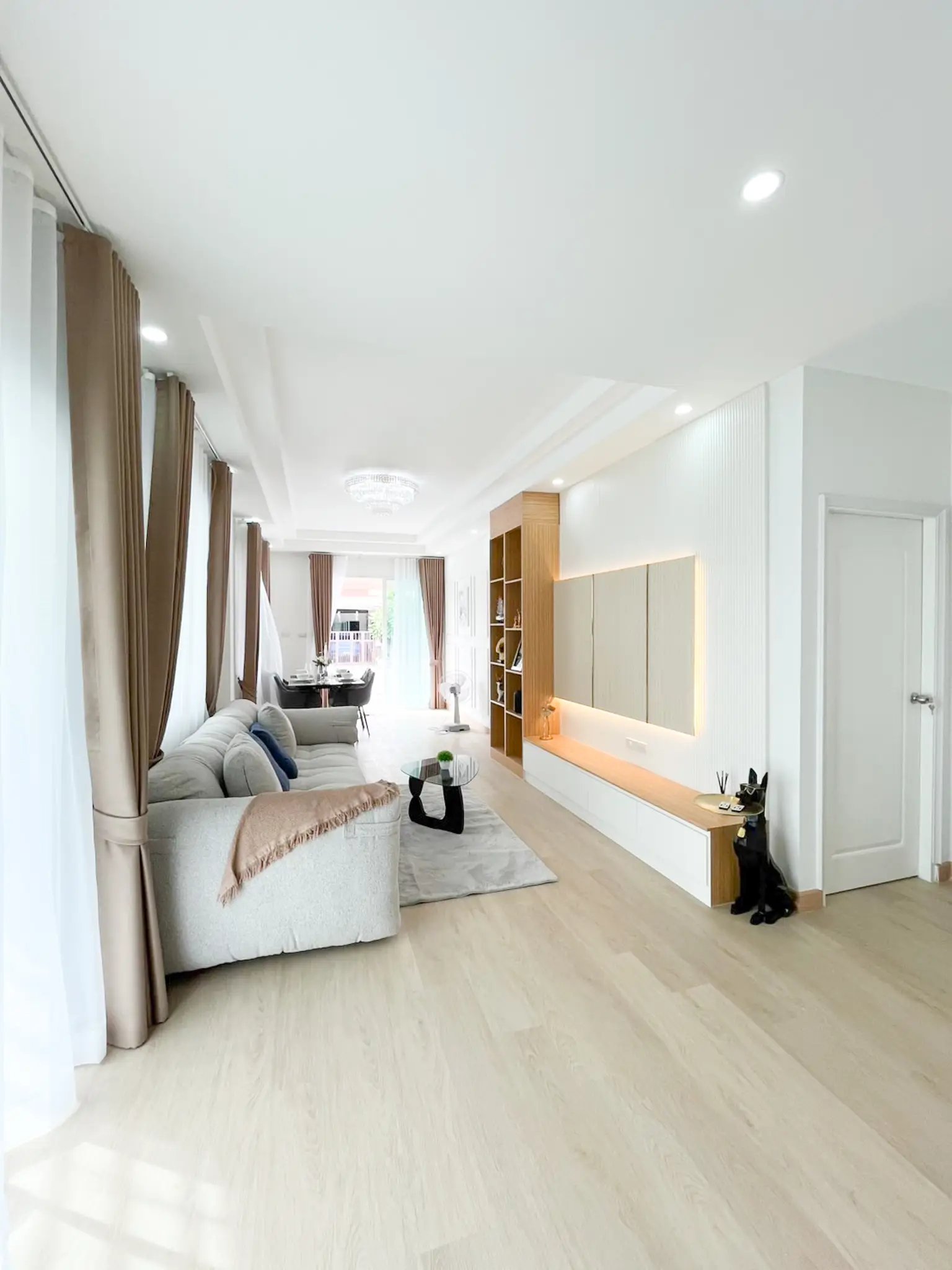 Вилла_Rattanakorn Village_2