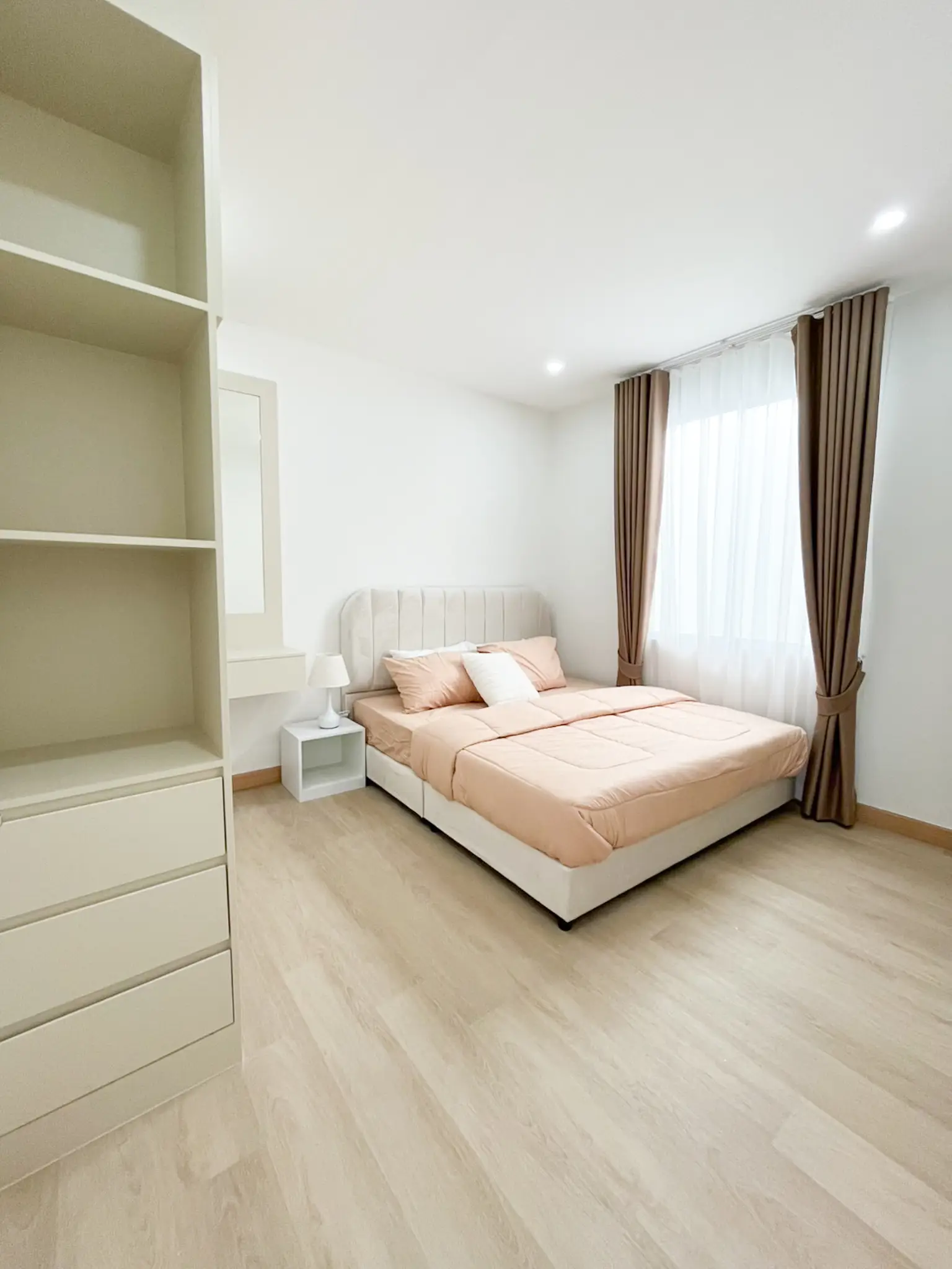 Вилла_Rattanakorn Village_14