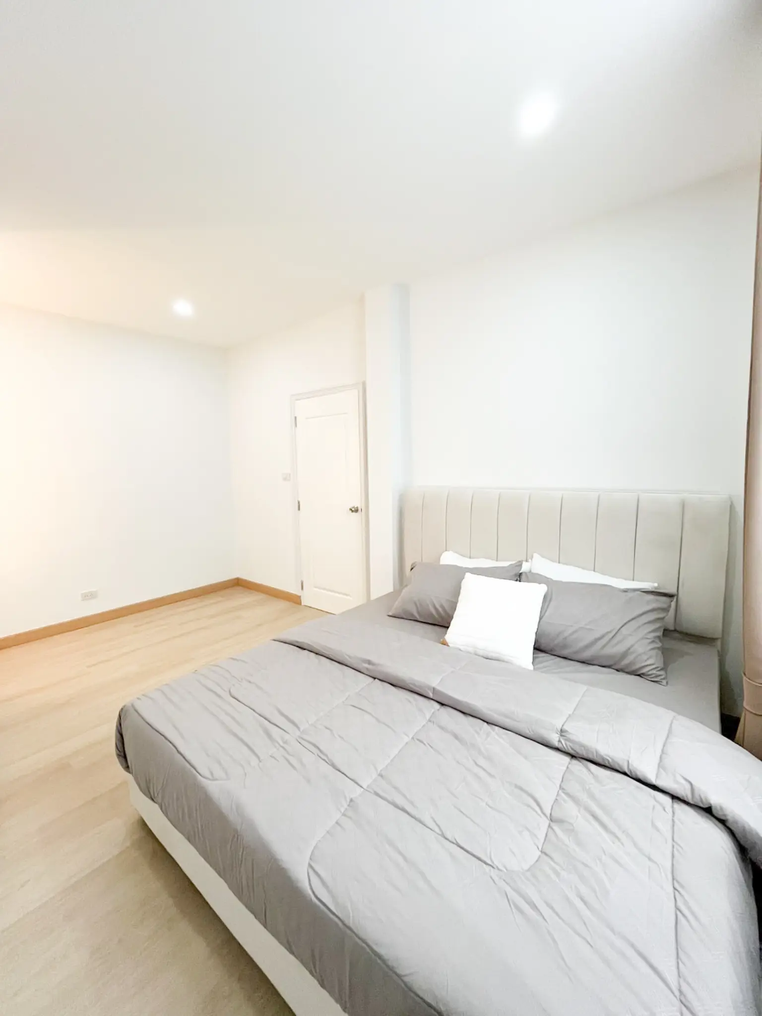 Вилла_Rattanakorn Village_15