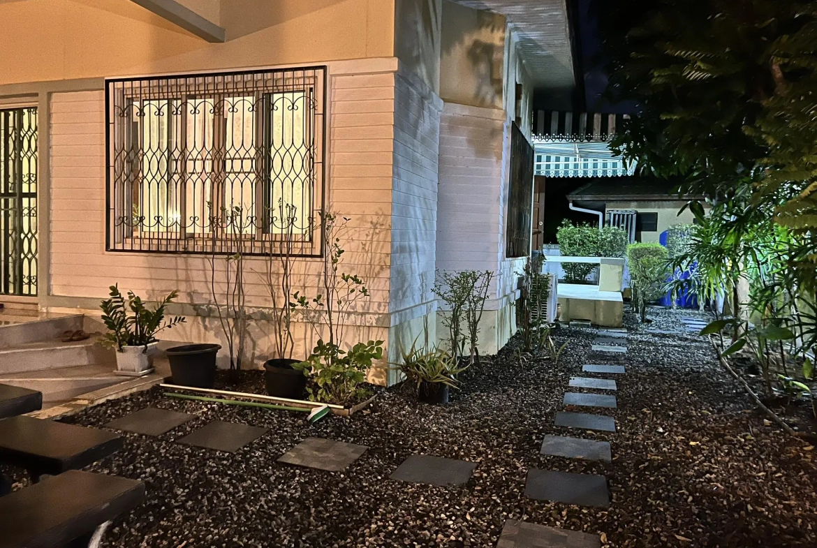 Вилла_Phonthep Garden Ville 8_8