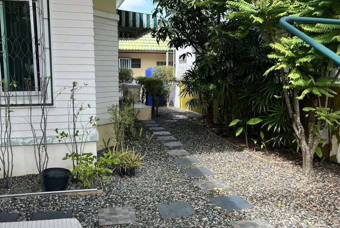 Вилла_Phonthep Garden Ville 8_10