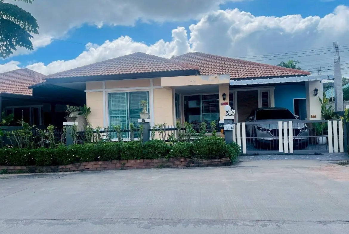 Вилла_Rattanakorn Village