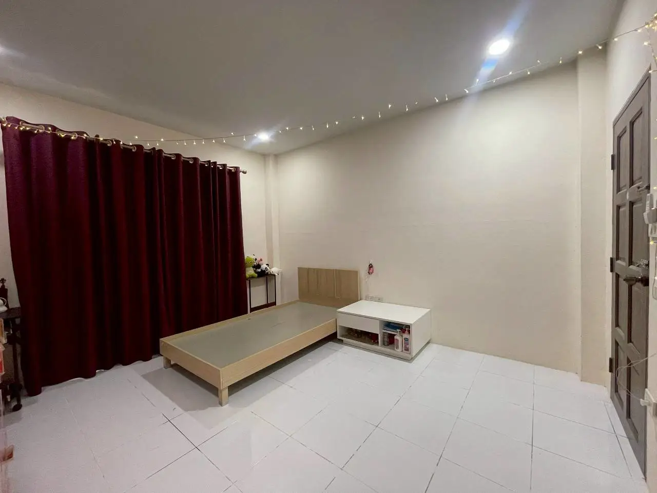 Вилла_Rattanakorn Village_12