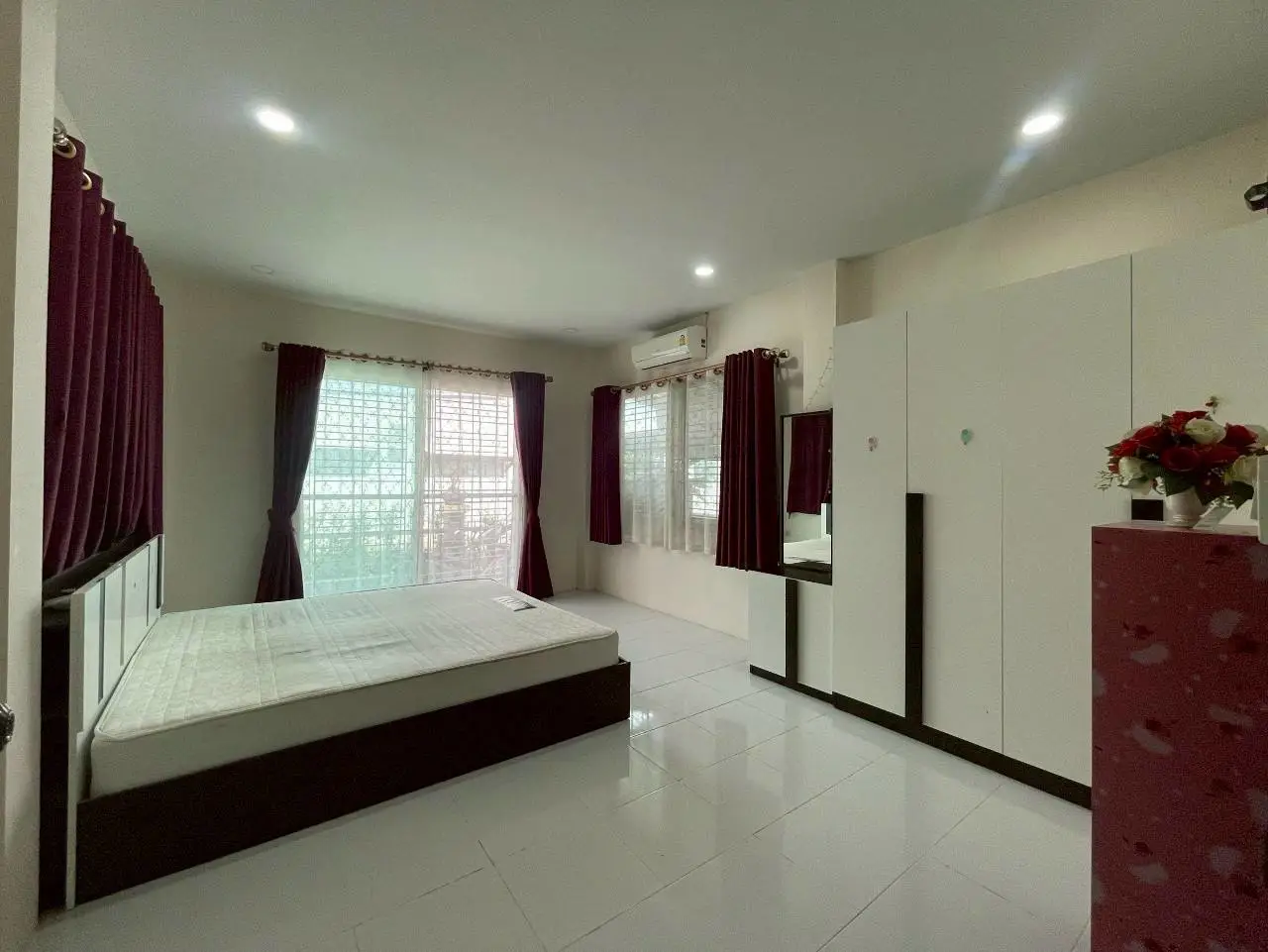 Вилла_Rattanakorn Village_13