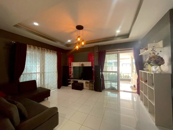 Вилла_Rattanakorn Village_3