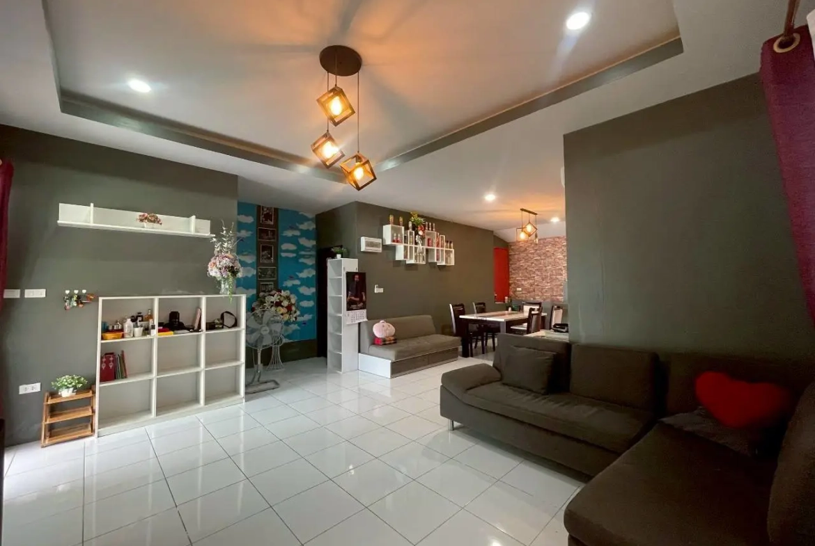 Вилла_Rattanakorn Village_5