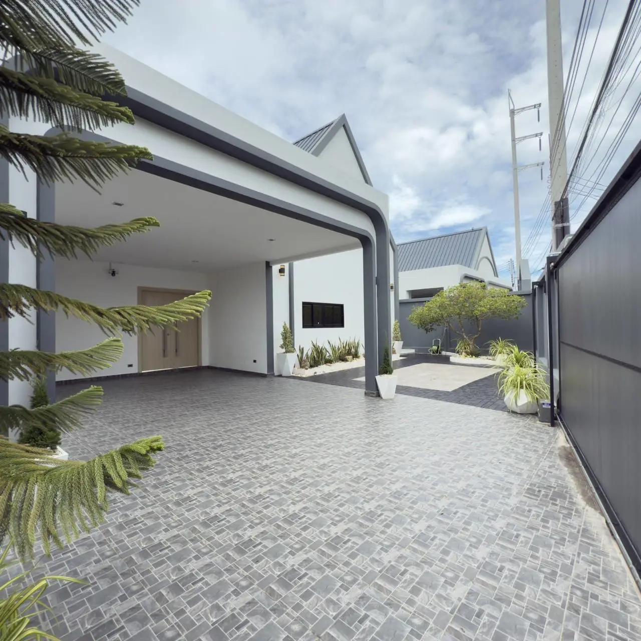 Вилла_Джомтьен