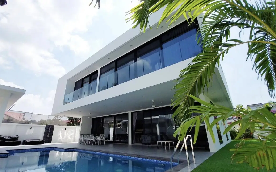 Вилла_Пратамнак