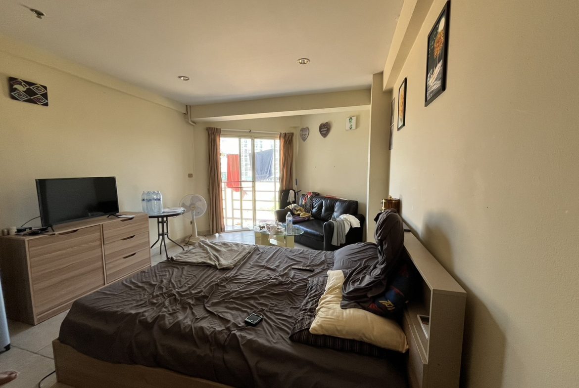 Студия __27м2_Jomtien Beach Condo (Rimhaad)_3