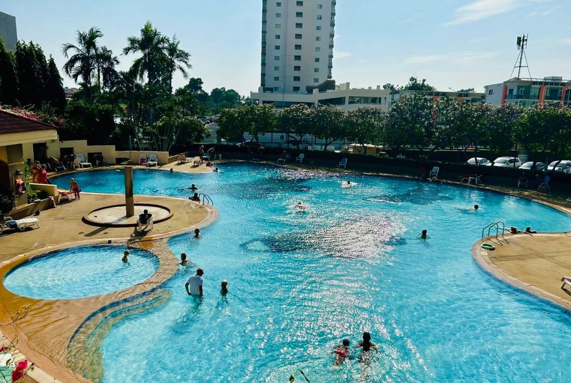 Квартира _2 спальни_54м2_Jomtien Beach Condo (Rimhaad)_1