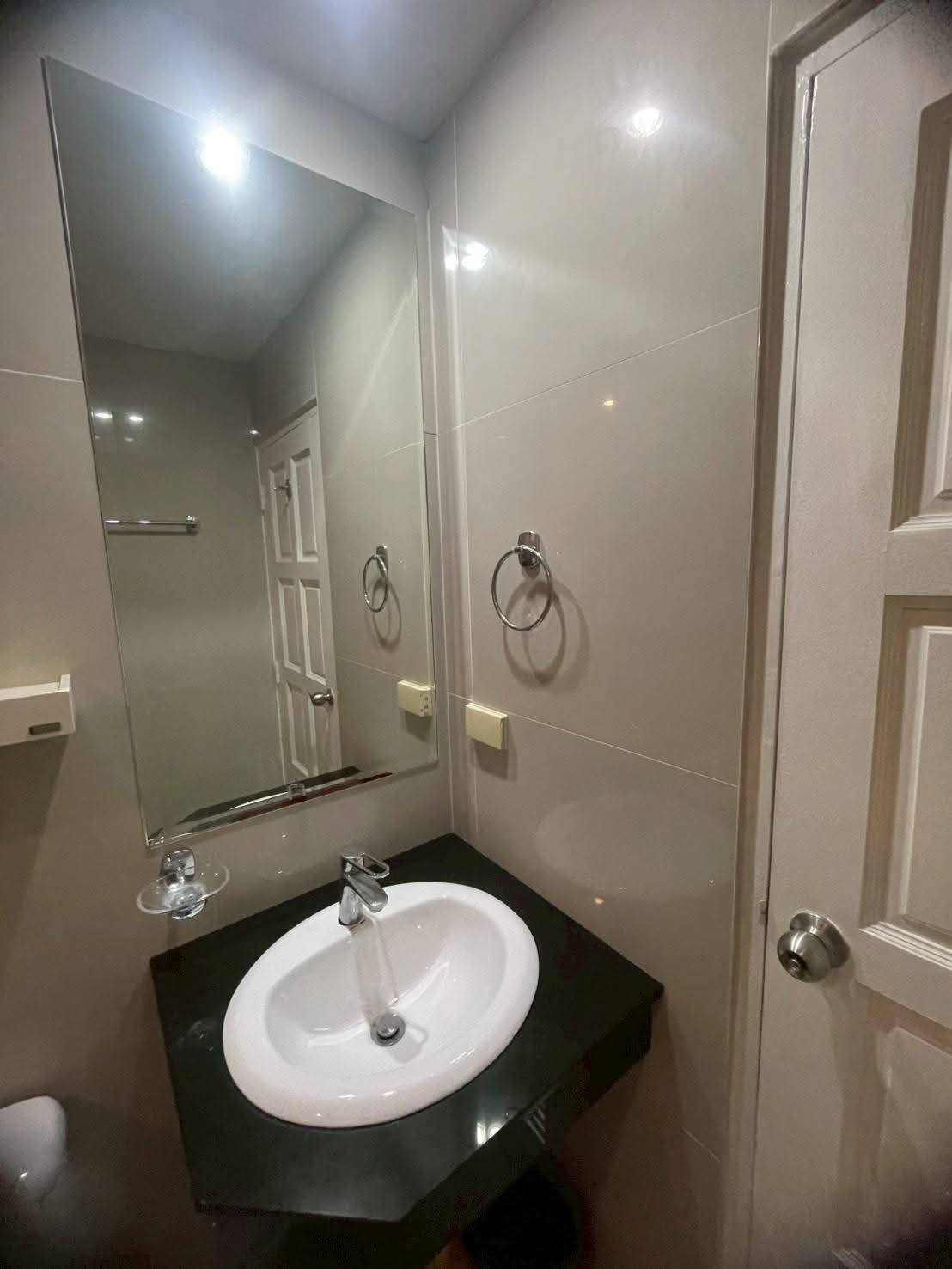 Квартира _1 спальня_28,5м2_A.D. Hyatt Condo_13